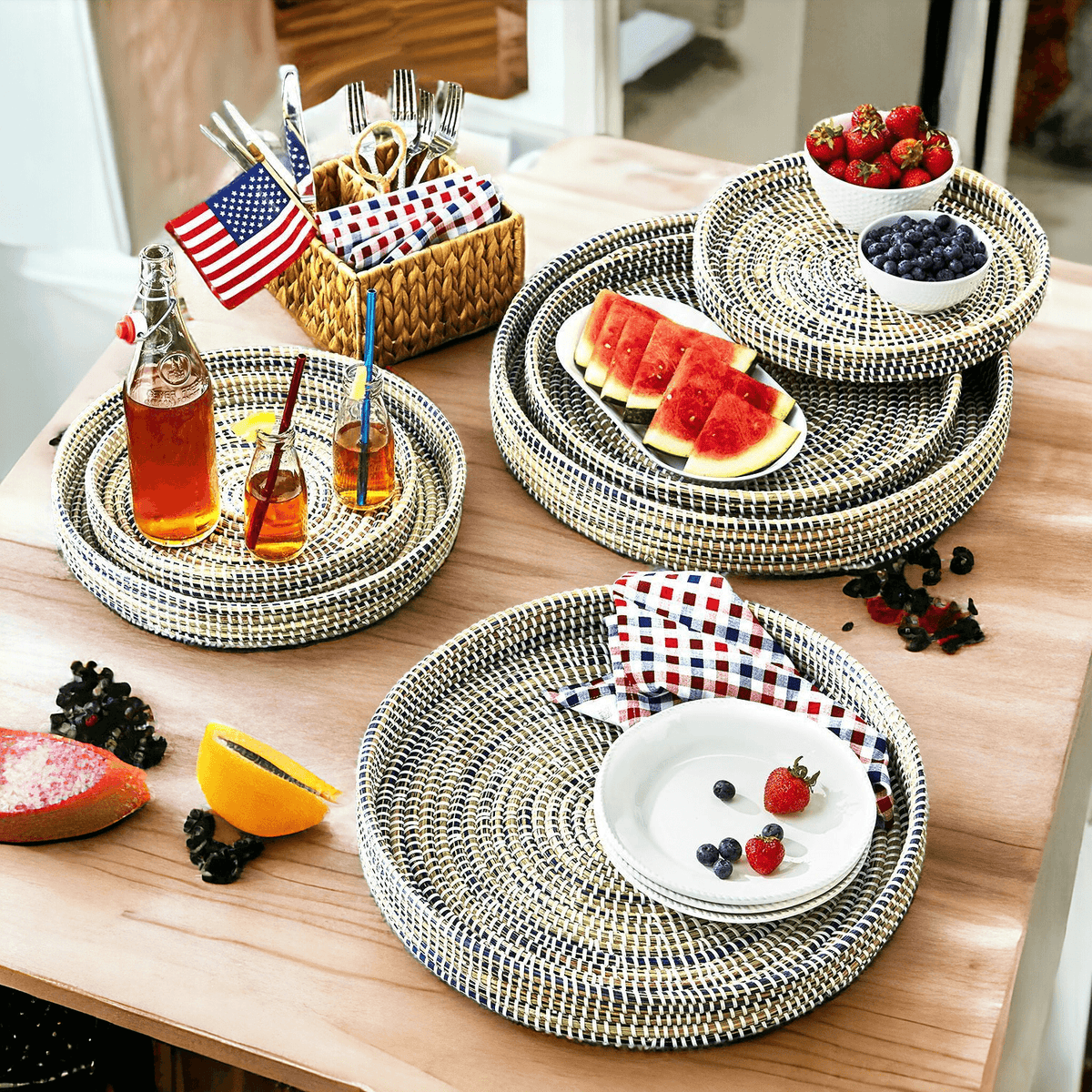 Natural Seagrass Trays — 6 Sizes