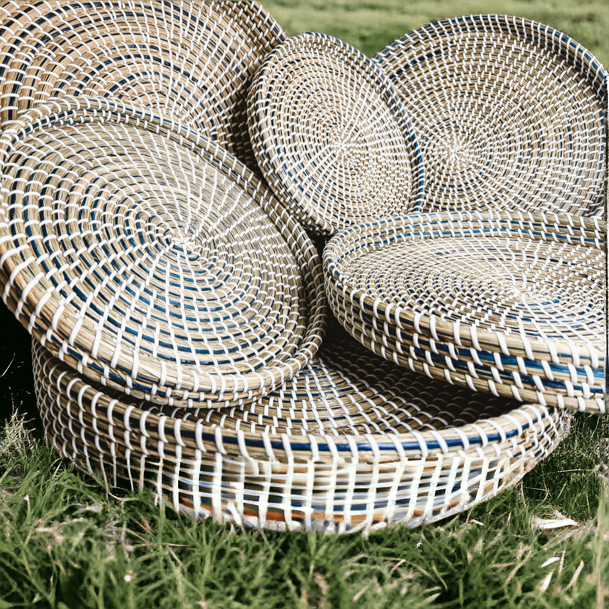 Natural Seagrass Trays — 6 Sizes
