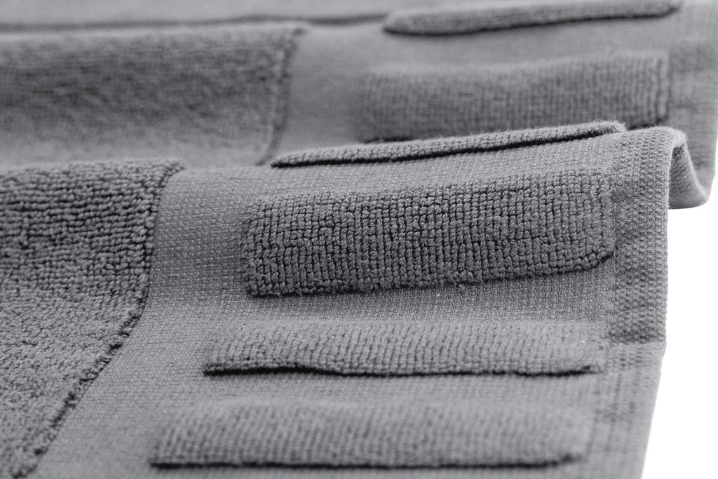 Grey & White Cotton Bath Mats — Set of 2