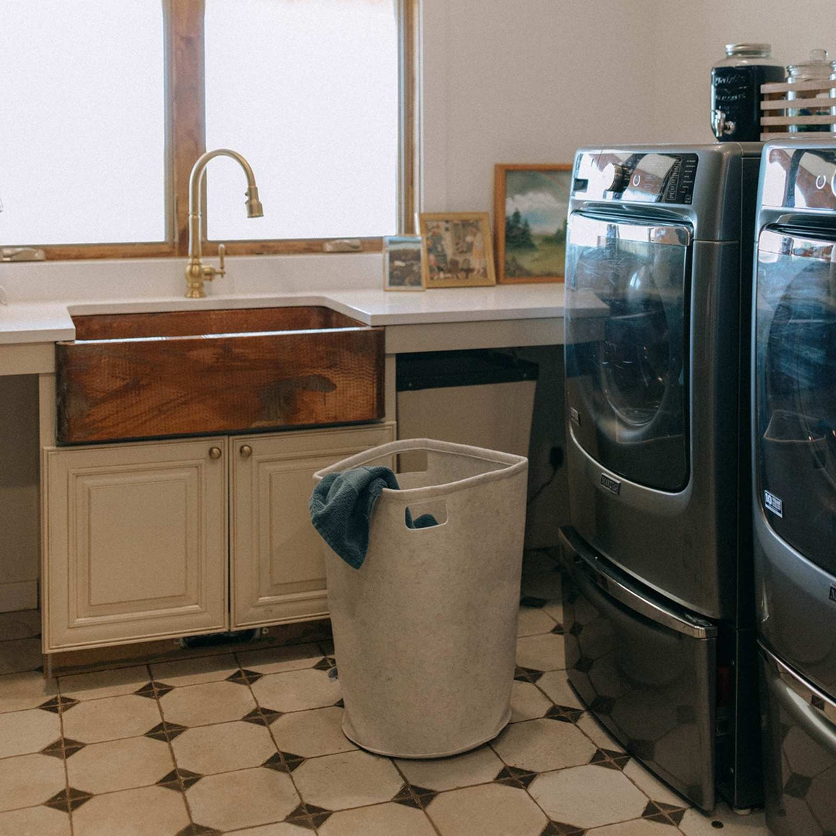 Soft Felt Everyday Laundry Hamper — product view 16